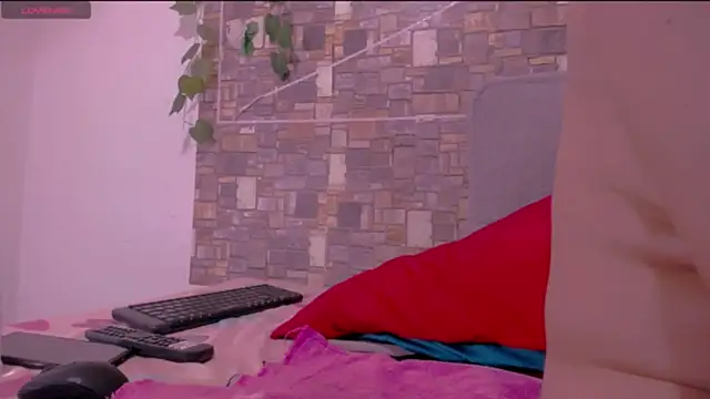 CrazyRousex online show from 03/15/26, 05:08