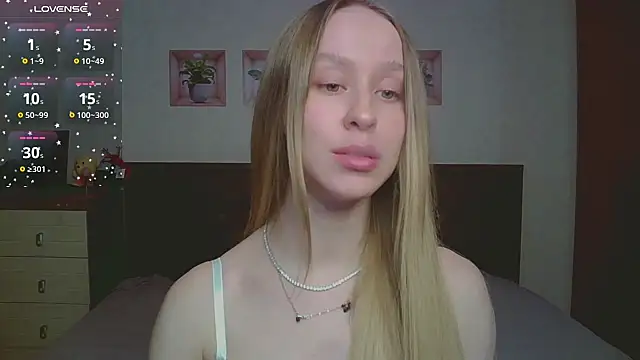 Lily  Devil online show from 01/13/26, 03:50