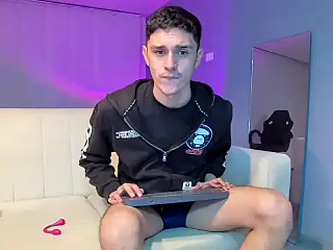 Snapshot of bastia_noooo chatting on 12/28/24, 06:17 bastia noooo online show from 12/28/24, 06:17