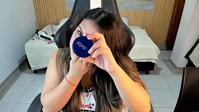 samy 19  online show from 12/04/25, 11:08