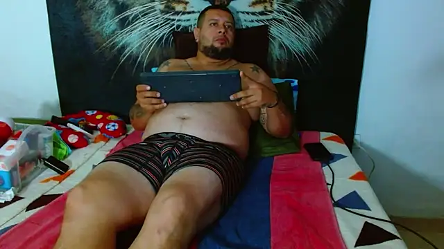 Snapshot of Michaell_Myerss_ chatting on 09/10/25, 12:16 Michaell Myerss  online show from 09/10/25, 12:16