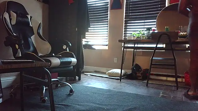 bigshh8 online show from 10/11/25, 11:47