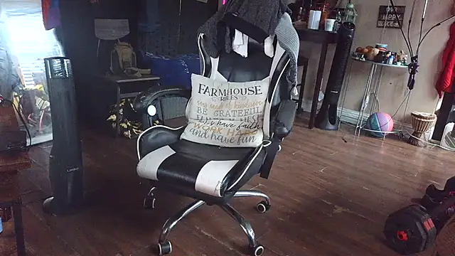 bigshh8 online show from 12/13/25, 07:53