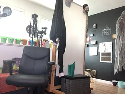 bigshh8 online show from 04/12/26, 08:58