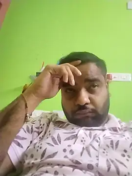 Rmoeo92 online show from 10/26/25, 09:04