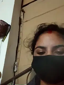 Snapshot of hotrasina chatting on 01/02/25, 12:02 hotrasina online show from 01/02/25, 12:02