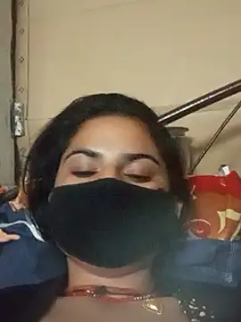 Snapshot of hotrasina chatting on 01/25/25, 02:26 hotrasina online show from 01/25/25, 02:26