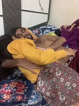 hottiess69 online show from 03/04/25, 06:29