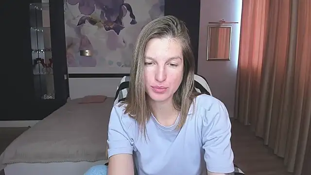 Snapshot of EmilyWalkeri chatting on 10/03/25, 07:05 EmilyWalkeri online show from 10/03/25, 07:05