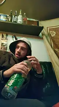 Snapshot of Rejtelmesest chatting on 01/23/25, 08:56 Rejtelmesest online show from 01/23/25, 08:56