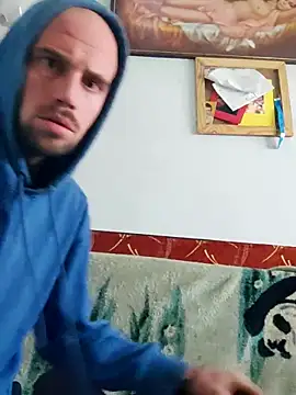 Snapshot of Rejtelmesest chatting on 01/24/25, 08:55 Rejtelmesest online show from 01/24/25, 08:55