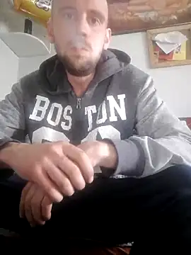 Snapshot of Rejtelmesest chatting on 03/10/25, 01:54 Rejtelmesest online show from 03/10/25, 01:54