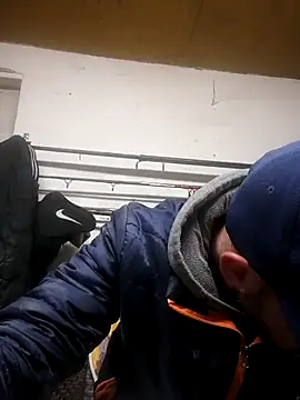 Snapshot of Rejtelmesest chatting on 03/13/25, 06:34 Rejtelmesest online show from 03/13/25, 06:34