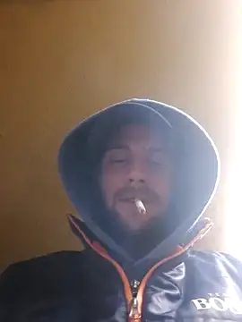 Snapshot of Rejtelmesest chatting on 03/17/25, 11:32 Rejtelmesest online show from 03/17/25, 11:32