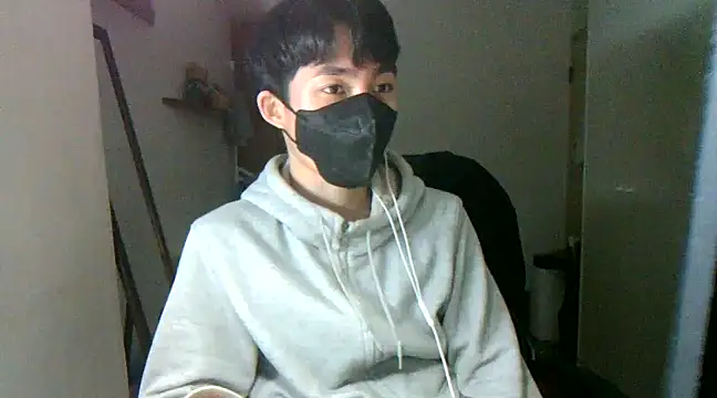 Snapshot of max5388 chatting on 03/21/25, 05:45 max5388 online show from 03/21/25, 05:45