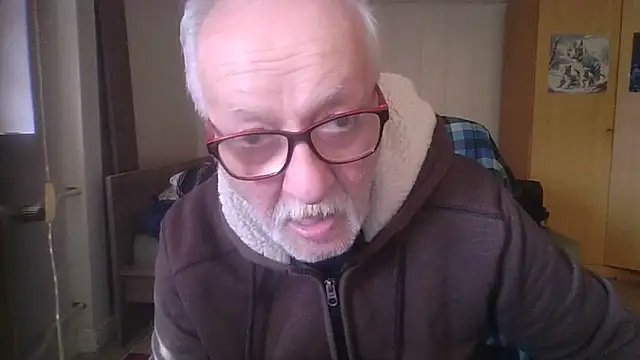Snapshot of Sammy1660 chatting on 04/19/26, 02:27 Sammy1660 online show from 04/19/26, 02:27