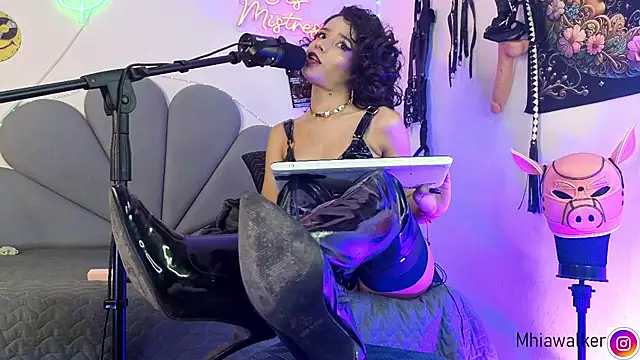 MhiaCorleone online show from 11/22/25, 08:46