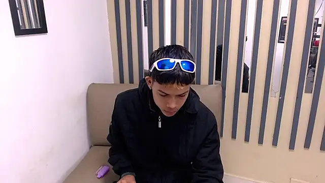 Levis Montes online show from 01/28/25, 12:11