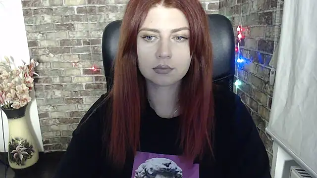Snapshot of Lizzy_Love chatting on 01/17/25, 07:27 Lizzy Love online show from 01/17/25, 07:27