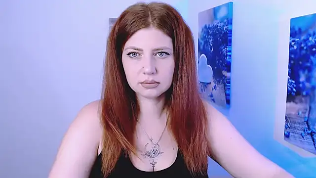 Snapshot of Lizzy_Love chatting on 10/12/25, 06:29 Lizzy Love online show from 10/12/25, 06:29
