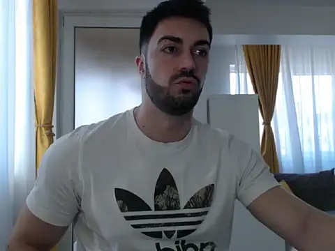 Snapshot of GoldenMark chatting on 01/14/25, 11:42 GoldenMark online show from 01/14/25, 11:42