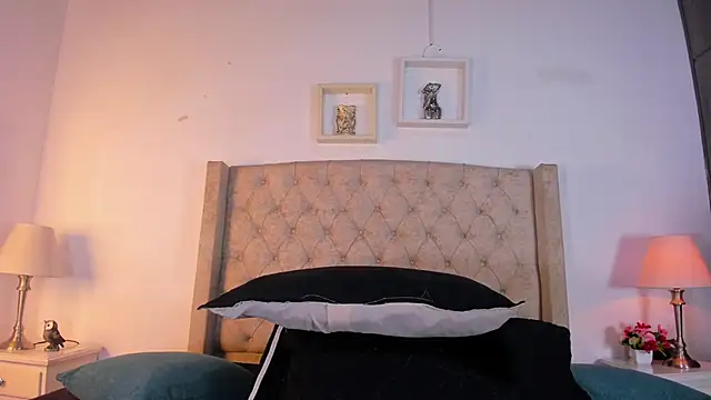 allisson m online show from 11/27/25, 12:07