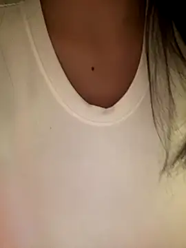 Snapshot of Nany_lina chatting on 11/19/25, 06:46 Nany lina online show from 11/19/25, 06:46