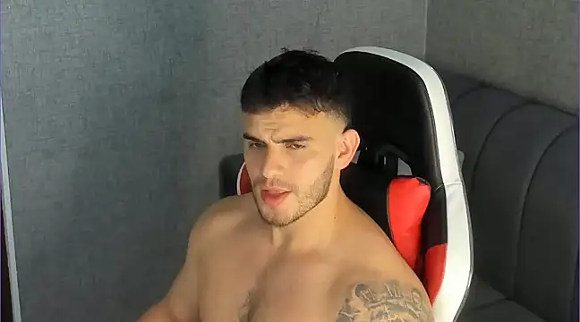 Ricardogo19 online show from 02/16/25, 07:38