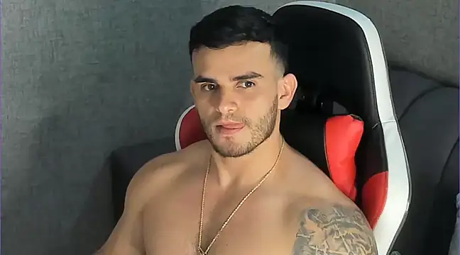 Ricardogo19 online show from 02/20/25, 03:01