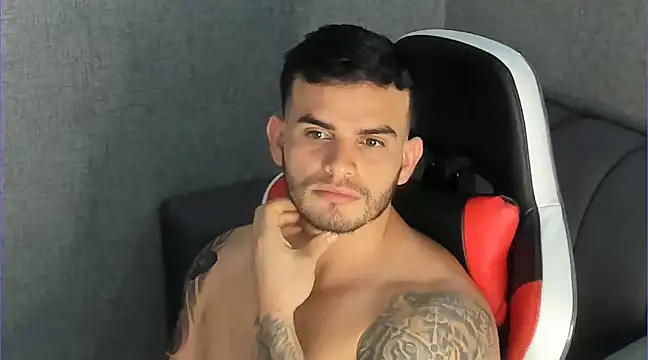 Ricardogo19 online show from 02/23/25, 05:18