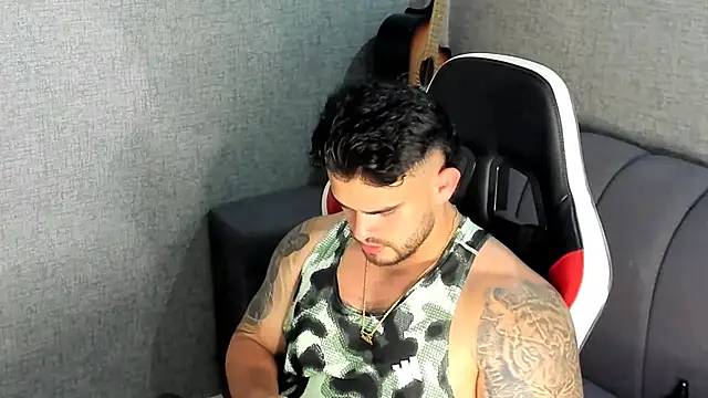 Ricardogo19 online show from 10/03/25, 09:45