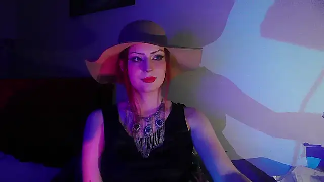 MoonLady online show from 02/18/25, 04:15