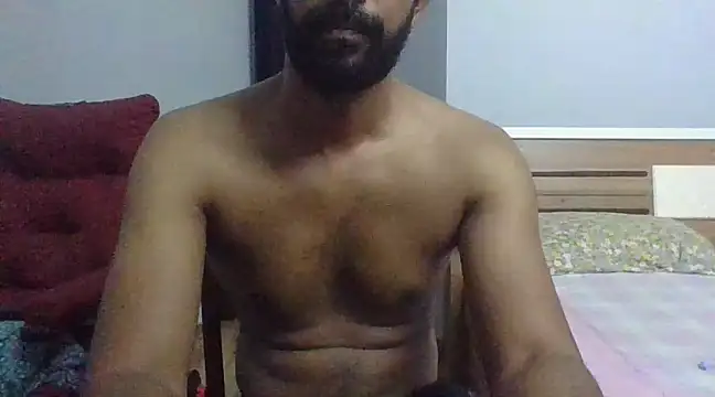 Snapshot of IndianEurope chatting on 03/19/25, 05:06 IndianEurope online show from 03/19/25, 05:06