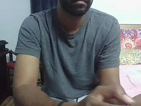 Snapshot of IndianEurope chatting on 10/07/25, 06:49 IndianEurope online show from 10/07/25, 06:49