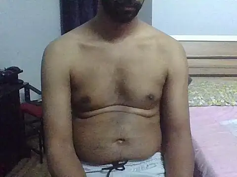 Snapshot of IndianEurope chatting on 10/09/25, 06:39 IndianEurope online show from 10/09/25, 06:39