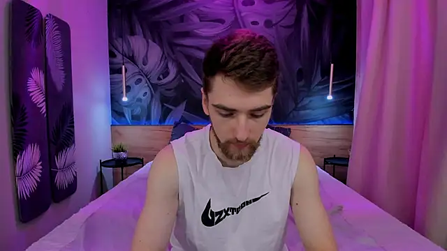 Snapshot of DexterDexx chatting on 12/02/24, 08:33 DexterDexx online show from 12/02/24, 08:33