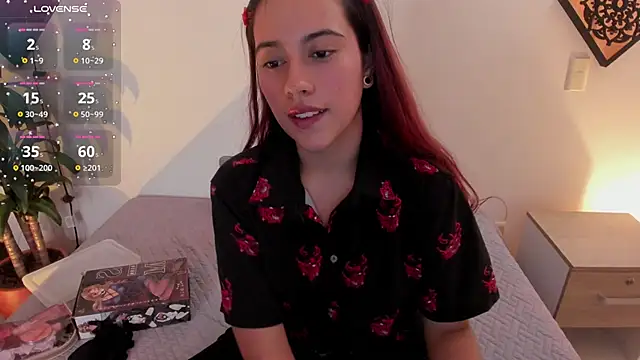 Agatha Vixen online show from 02/04/25, 06:27