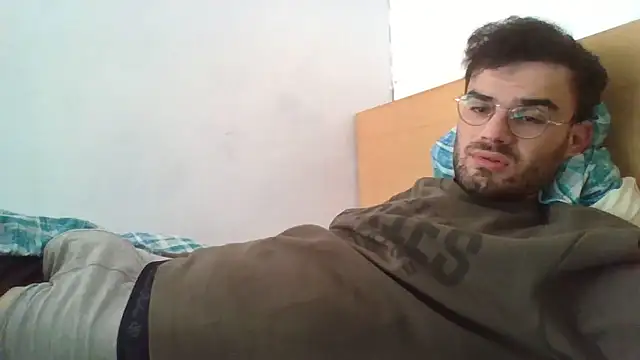 erikamavrik online show from 12/18/25, 08:42