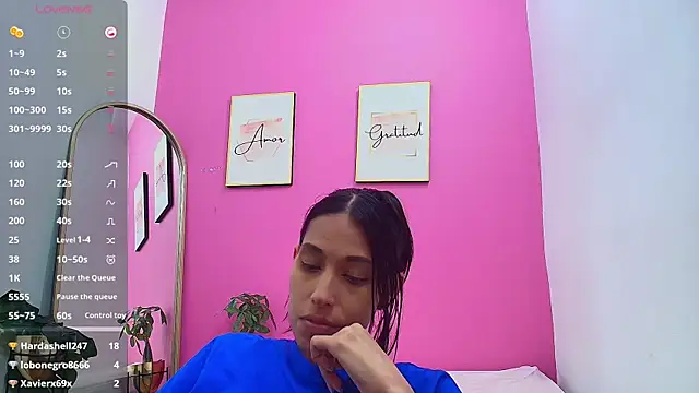 Snapshot of yourcuteneighbourr chatting on 02/25/25, 06:14 yourcuteneighbourr online show from 02/25/25, 06:14