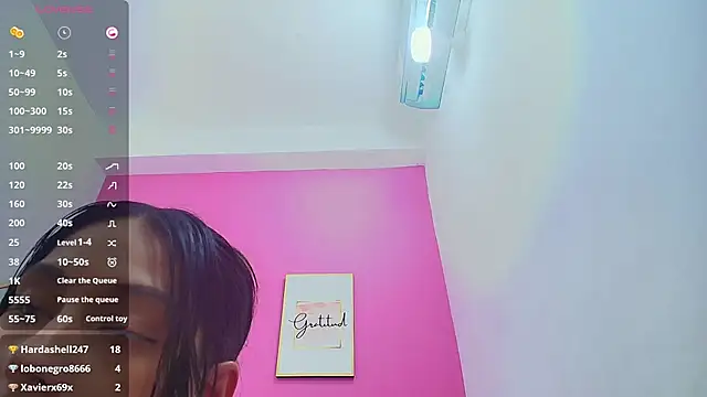 Snapshot of yourcuteneighbourr chatting on 02/25/25, 09:31 yourcuteneighbourr online show from 02/25/25, 09:31