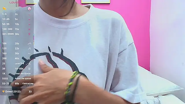 Snapshot of yourcuteneighbourr chatting on 03/04/25, 03:00 yourcuteneighbourr online show from 03/04/25, 03:00