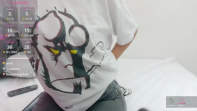 Snapshot of yourcuteneighbourr chatting on 10/16/25, 03:07 yourcuteneighbourr online show from 10/16/25, 03:07