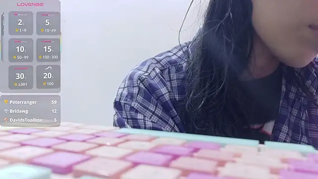 Snapshot of yourcuteneighbourr chatting on 02/03/26, 03:04 yourcuteneighbourr online show from 02/03/26, 03:04