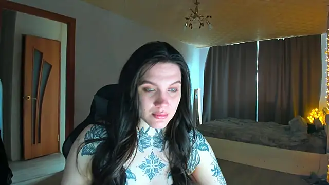 Snapshot of AizaRose chatting on 03/17/26, 06:39 AizaRose online show from 03/17/26, 06:39