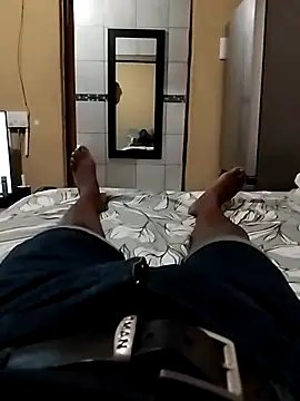 Snapshot of bigvendadick chatting on 03/03/25, 04:35 bigvendadick online show from 03/03/25, 04:35