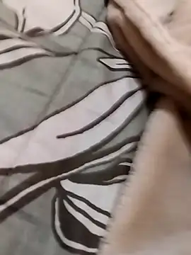 Snapshot of bigvendadick chatting on 03/10/25, 01:21 bigvendadick online show from 03/10/25, 01:21