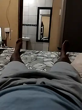 Snapshot of bigvendadick chatting on 03/10/25, 05:07 bigvendadick online show from 03/10/25, 05:07