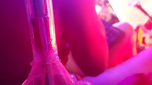 gurlnips online show from 02/23/26, 12:46