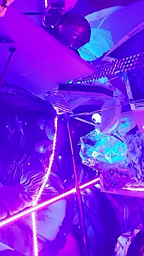 gurlnips online show from 03/27/26, 10:59