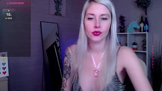 Mermaid N online show from 02/14/25, 04:47